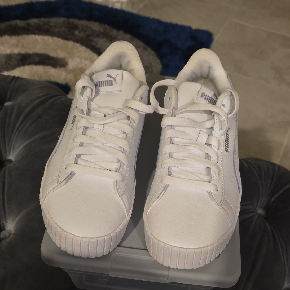 Puma White Low-Top Lace Sneakers (Women's)